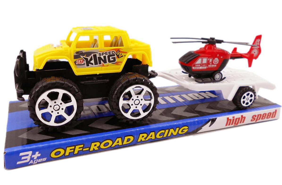 Джип с ремарке и хеликоптер