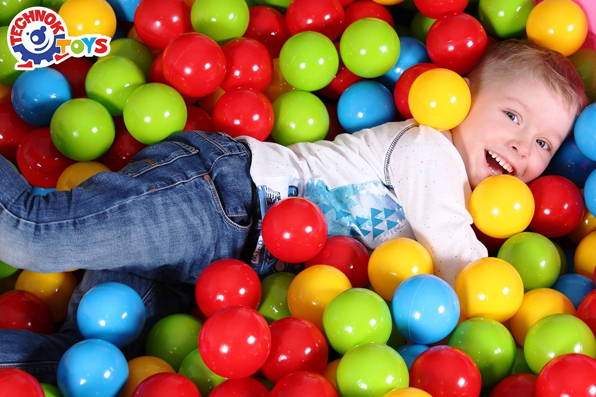 Професионален к-т 60 бр. меки топки издържащи тегло до 80 кг 40х31х31см TECHNOK, Украйна