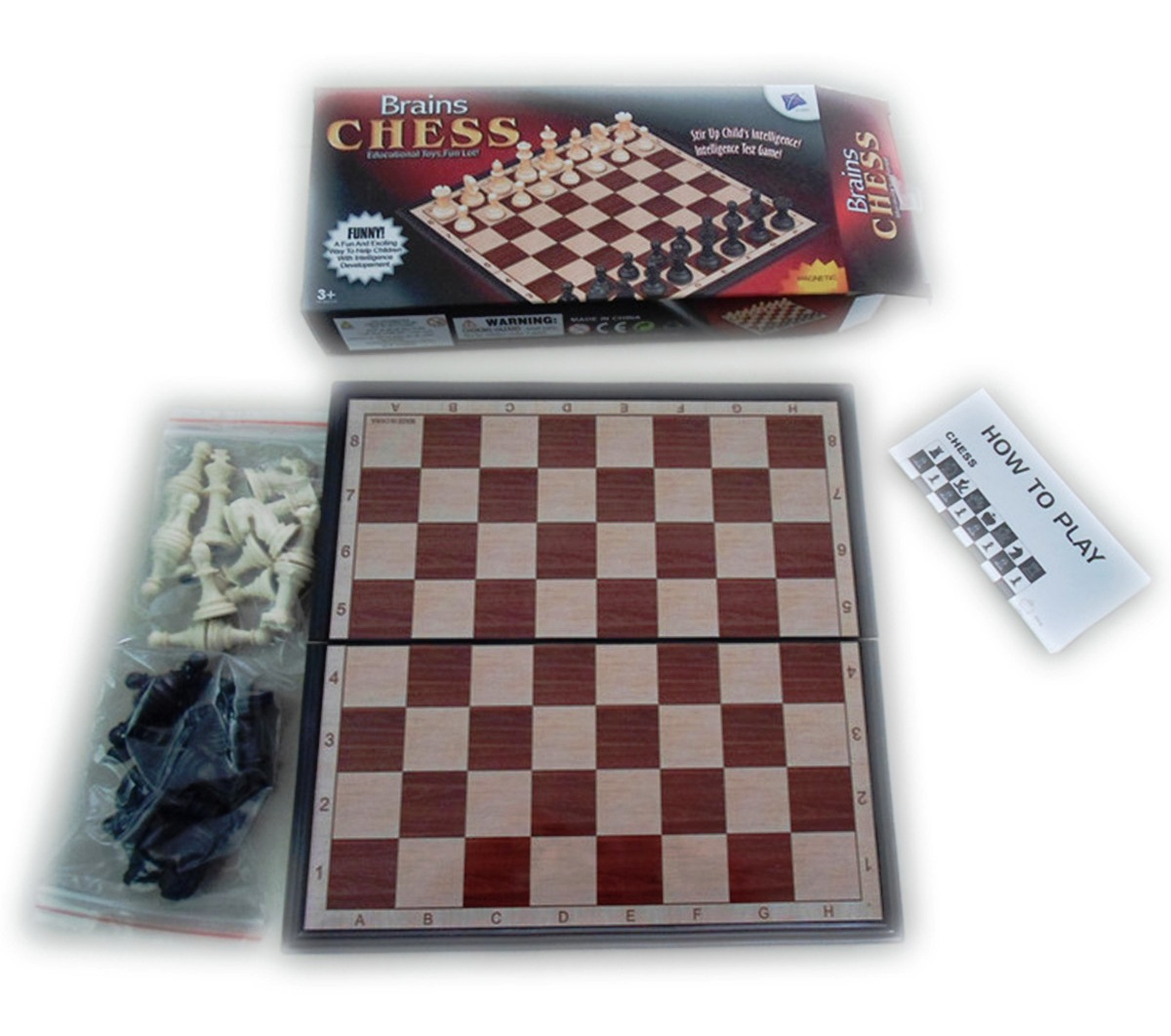 Магнитен шах в компактна сгъваема кутия