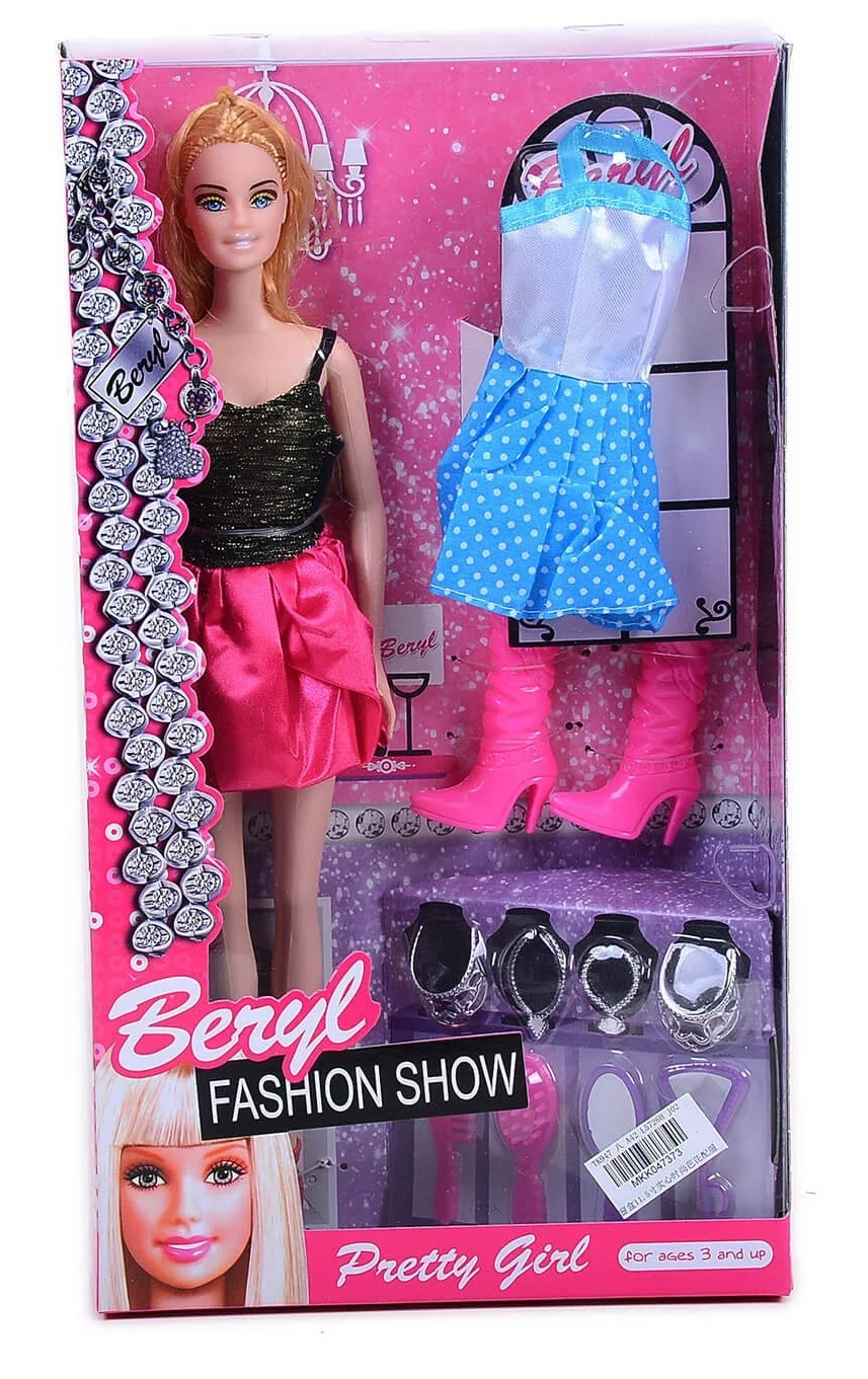 Кукла с рокля, ботуши и бижута