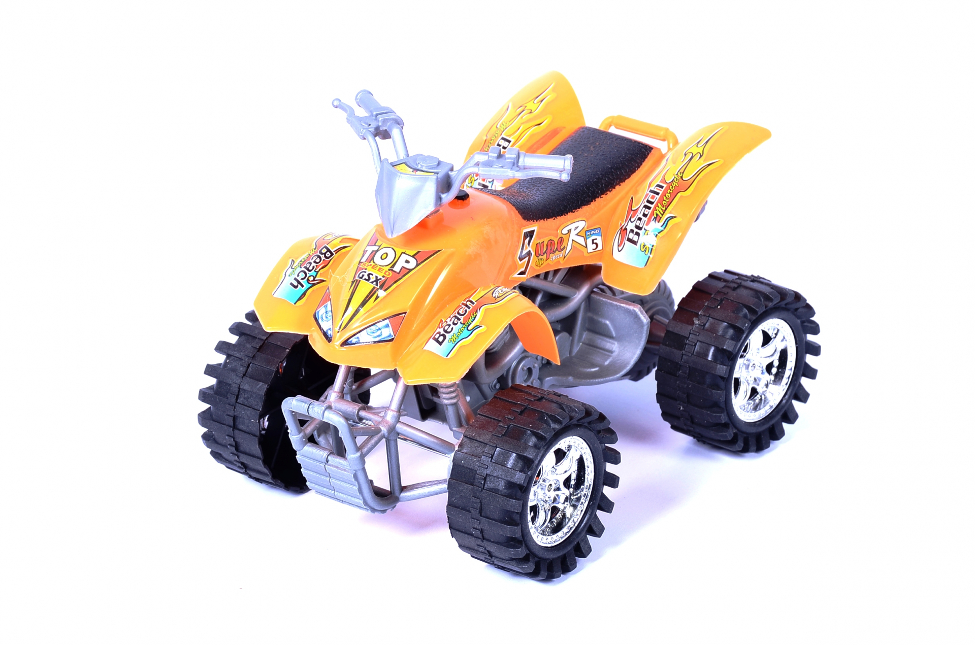 АТВ с масивни гуми и инерционен механизъм