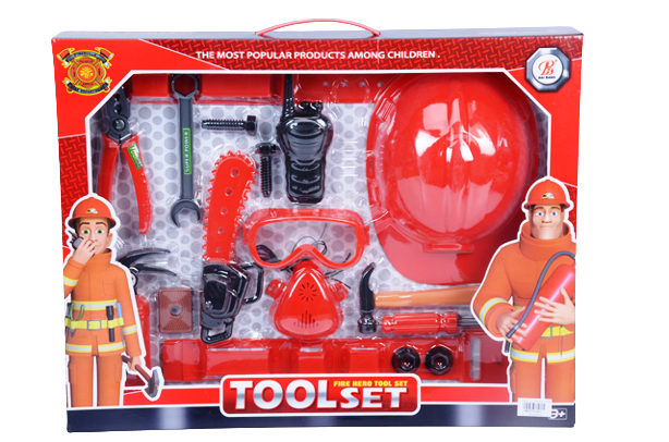 Пожарникарски комплект с каска, очила, чук и други аксесоари