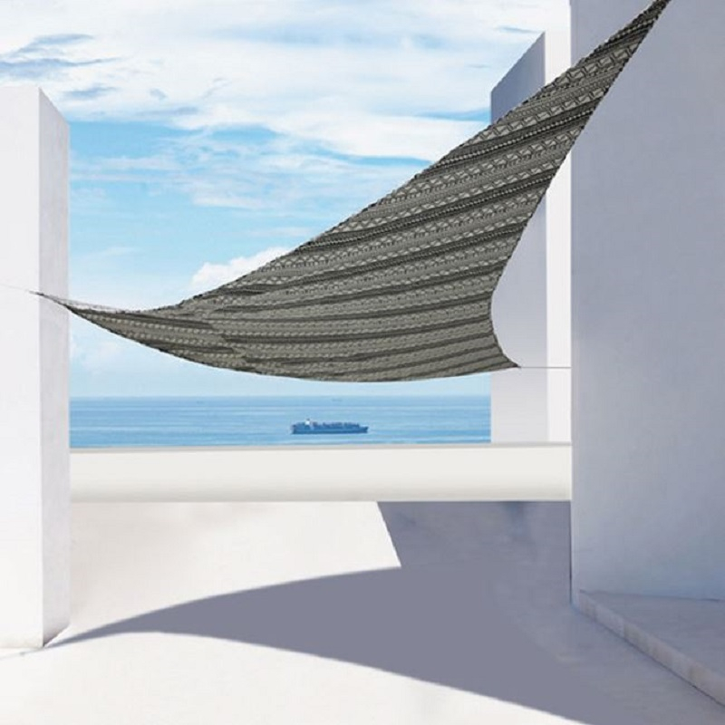 Триъгълна тента 3 х 3 x 3м, Ацтекски мотиви,  монтажни въжета, за площ до 6 кв.м | Iguana.bg