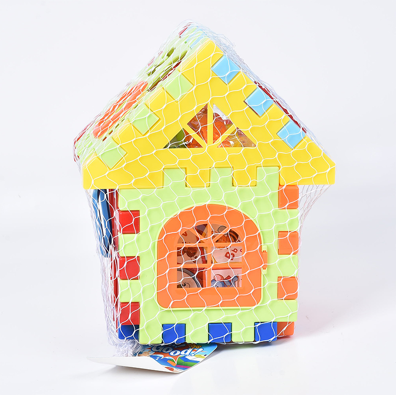 Забавна къщичка сортер, отварящи се вратички, 27 части, 19 х 14 х 23см