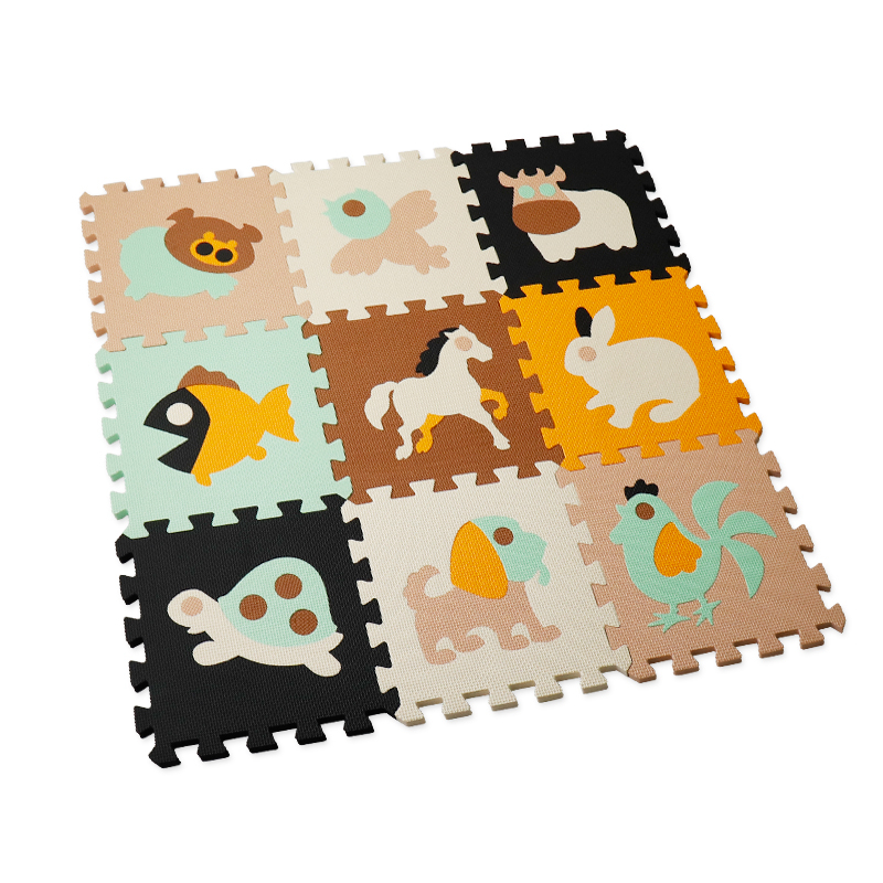 Пъзел килимче с животни