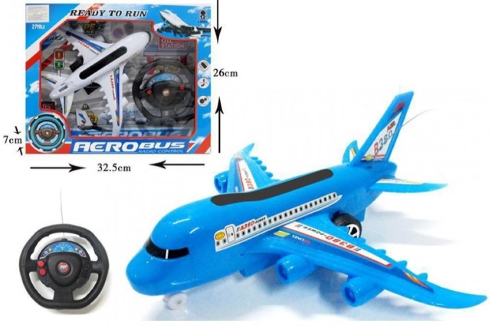 Самолет с дистанционно управление в две посоки