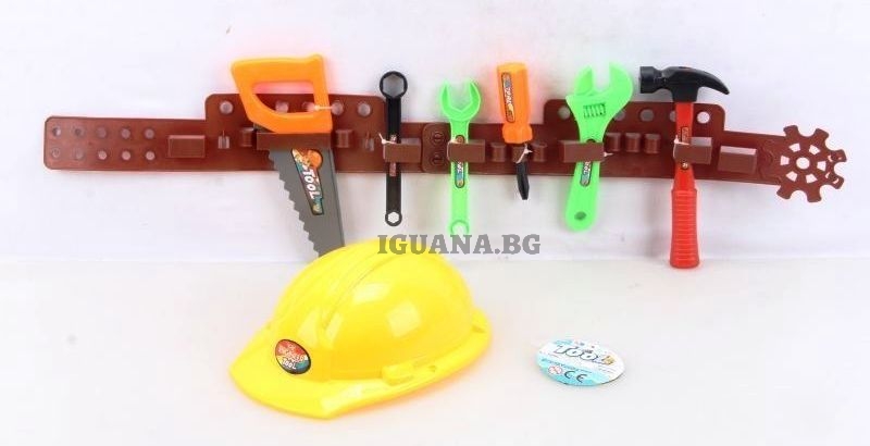 Майсторски колан с инструменти и каска