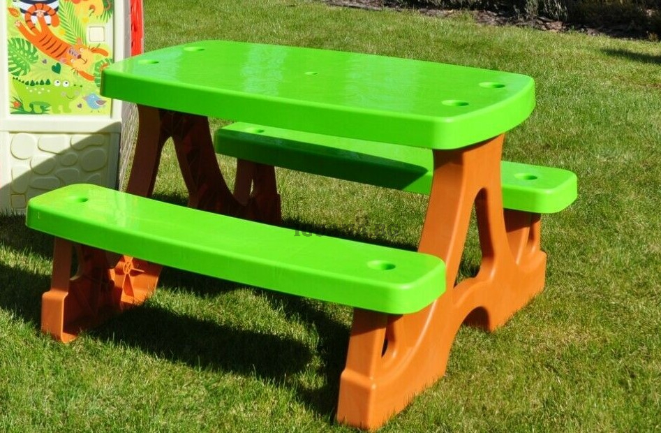 Детска Пикник маса с пейки, Забавна в пъстри цветове, за деца до 3 години | Iguana.bg