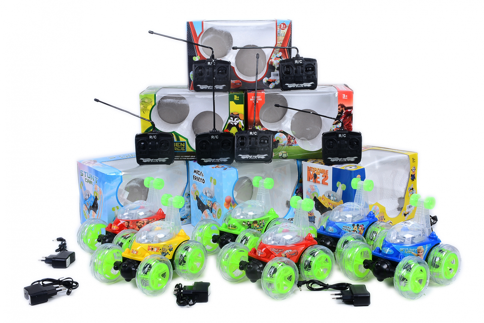 Светеща Луда кола с радиоконтрол и зарядно, Различни видове супергерои