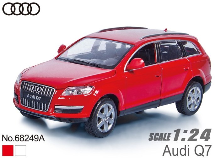 Метален Джип Audi Q7 с Отваряеми Врати, Преден Капак и Багажник MSZ 1:24