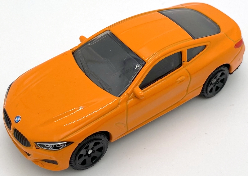 Метална Кола BMW M850i с Амортисьори MSZ 1:64