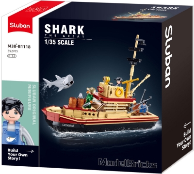 Конструктор Sluban – Риболовен Кораб „Великата Акула“, Точен Модел 1:35, 592 Елемента, 4 Фигурки, 48×33×7 см