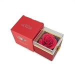 Въртяща се Кутия Изненада с Нежна Сапунена Роза, Iguana Rotating Jewelry Box, акрил Бордо