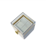 Въртяща се Кутия Изненада с Нежна Сапунена Роза, Iguana Rotating Jewelry Box, акрил, бял