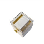 Въртяща се Кутия Изненада с Нежна Сапунена Роза, Iguana Rotating Jewelry Box, акрил, бял