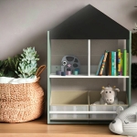 Детски Шкаф Етажерказа Играчки и Книжки  с Мече, Черна Дъска за Писане, Къщичка FOREST