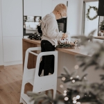 Монтесори Кула, Образователно Столче с Черна Дъска и Регулируема Височина, Бяла, за Деца от 1-4 години