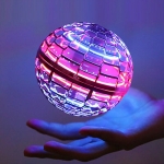 Летяща топка с радиоконтрол с USB кабел за зареждане Flynova Pro Flying Ball Boomerang Spinner Dynamic RGB Lights Double Pass