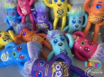 Плюшени Кукли Nobody Sausage, 40см, 6 цвята | IGUANA.BG