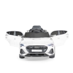 Акумулаторен джип Audi Sportback 4x4 12V Бял с меки гуми и отварящи се врати | Iguana.bg
