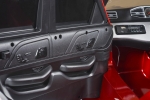 Акумулаторен джип Mercedes M Class Червен Металик, 12V с меки гуми и кожена седалка | Iguana.bg
