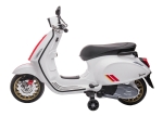Акумулаторен мотор Vespa Sprint Бял 12V licensed с огледала и светлини | Iguana.bg