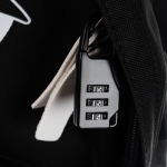 Светеща USB раница, водоустойчива, катинар, несесер и кабели