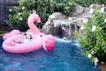 Надуваемо розово фламинго 147см - INTEX 57558NP - Flamingo Ride-on