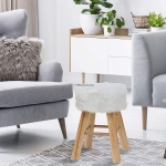 Декоративно столче за камина с мек бял пух